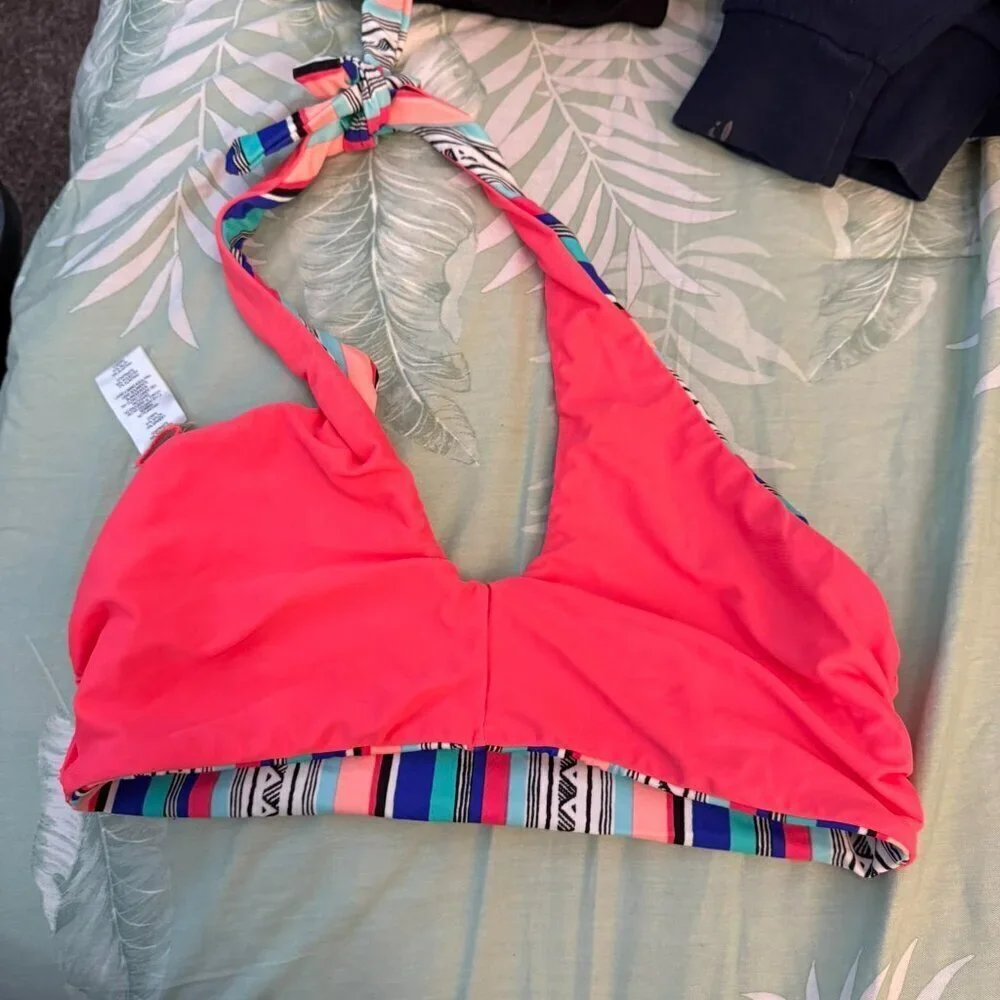 Malibu - mutli-colored reversible bikini top